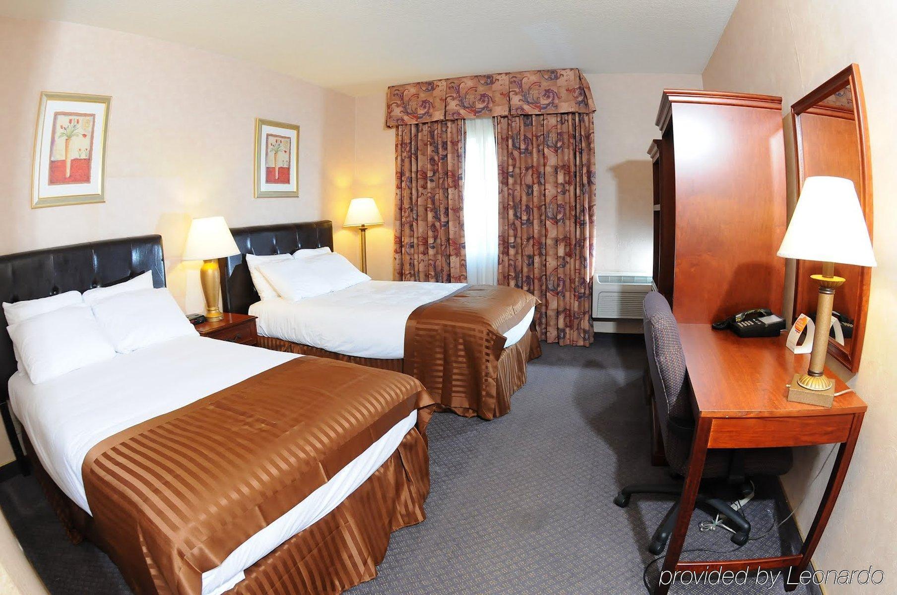 Quality Inn Fresno Yosemite Airport Екстер'єр фото