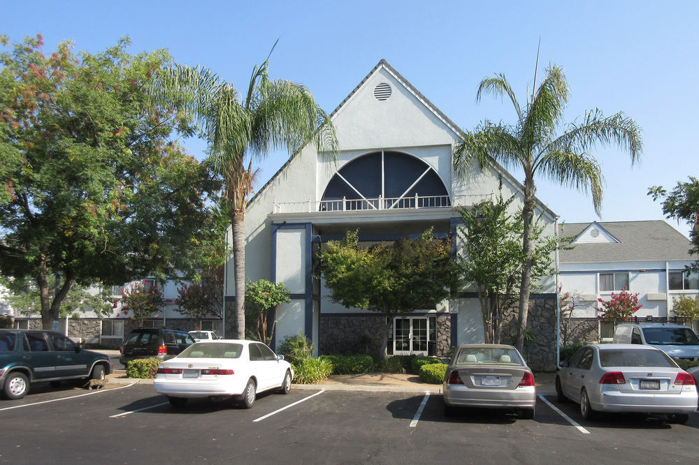 Quality Inn Fresno Yosemite Airport Екстер'єр фото