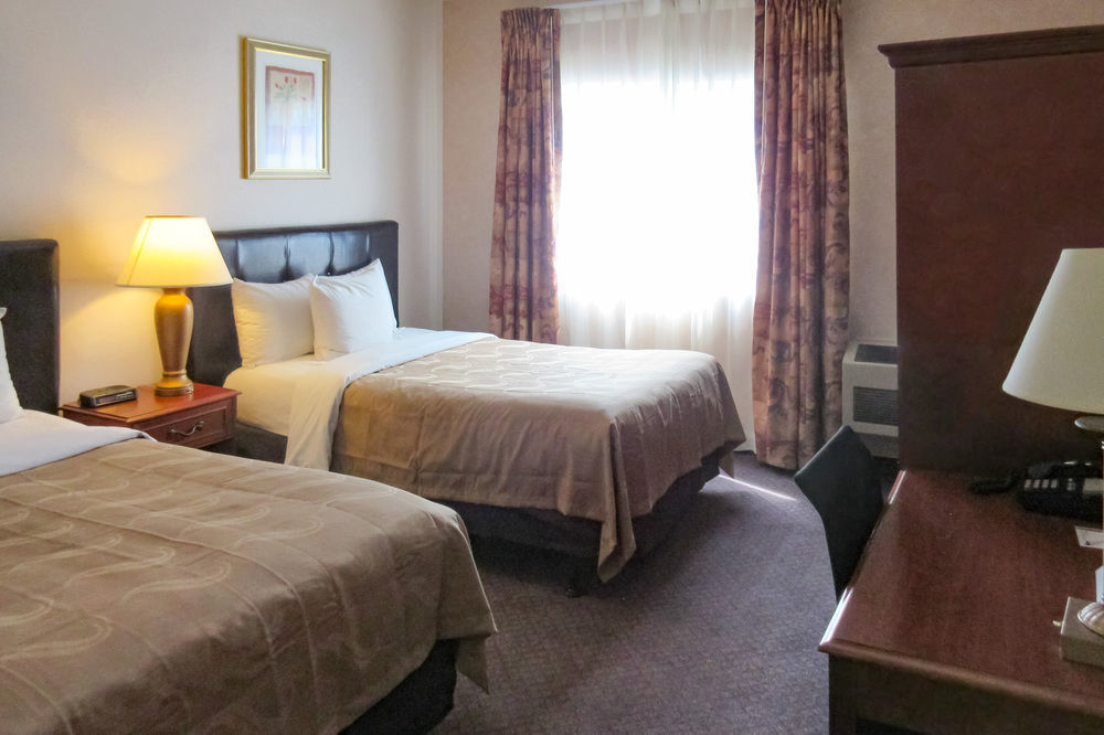 Quality Inn Fresno Yosemite Airport Екстер'єр фото